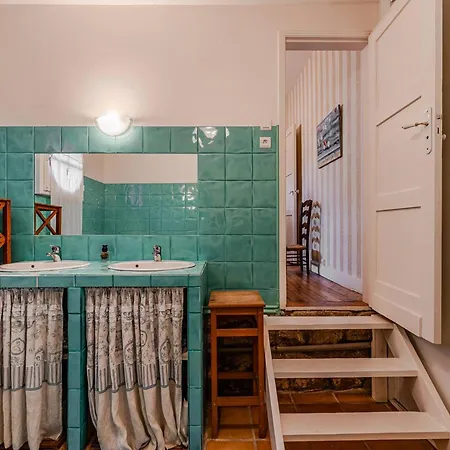 Charmante Maison Gaume, 3 Chambres, - Fr-1-433-151 *